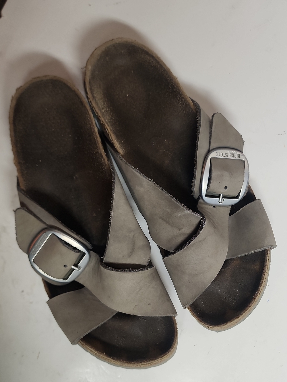 Birkenstock Dove Gray Nubuck Leather Sandal Silver Buckle Made In Germany Trendy